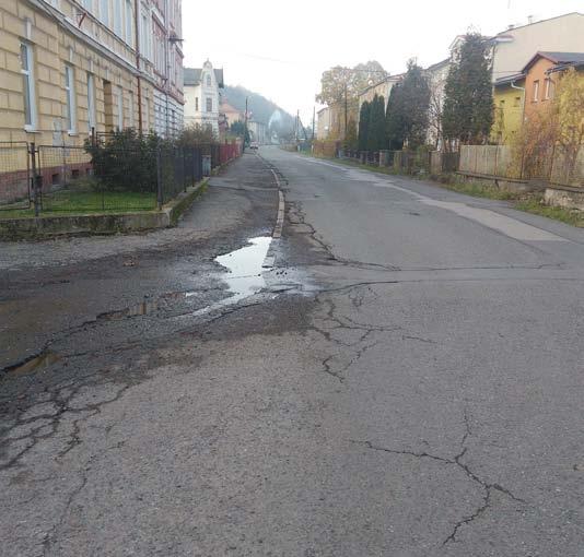Všechny občany města chceme ubezpečit, že vedení města problém bezpečnosti v dopravě dlouhodobě vnímá a jeho řešením se velmi intenzivně zabývá.