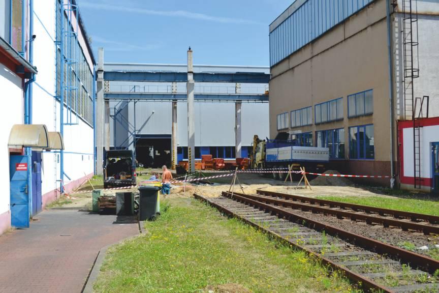 Horizont 258 - strana 6 Investice Investice v roce 2014 Celý letošní rok se téměř po celém areálu společnosti nesl ve znamení bourání, budování, instalací a dalších investičních činností.