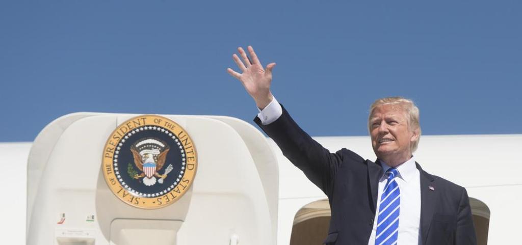 Trump navrhuje největší daňové změny v USA za posledních 30 let Americký prezident Donald Trump přišel ve středu 27. září s největší daňovou reformou v USA za posledních 30 let.