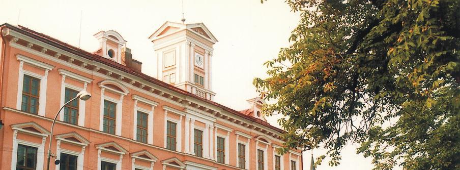 třída třídní učitel chlapci dívky celkem umístění náhradní tř. učitel 1.A Miroslava Kotovicová 11 8 19 přístavba M. Budíková 1.B Marie Budíková 9 9 18 přístavba M. Kotovicová 2.
