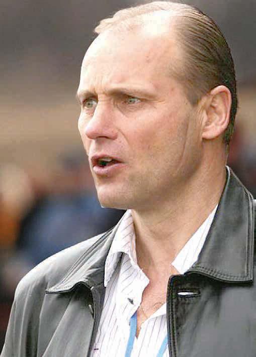 Dva góly do jeho sítě nasměroval Jan Silný, exkanonýr Jankovic. Jenže náskok Kroměříž ukolébal, což byla voda na sotva klapající mlýn Strání.