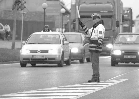 Od pondělí až do čtvrtka pak bude zcela mimo provoz přejezd mezi ulicemi Panská a Na Záhonech. V tomto případě budou motoristé, chodci i cyklisté nuceni zvolit objízdnou trasu.