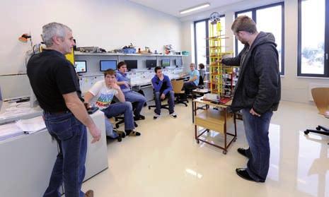 Studium se zaměřuje na oblast hardware, software, programování (programování v jazyce C#, tvorba