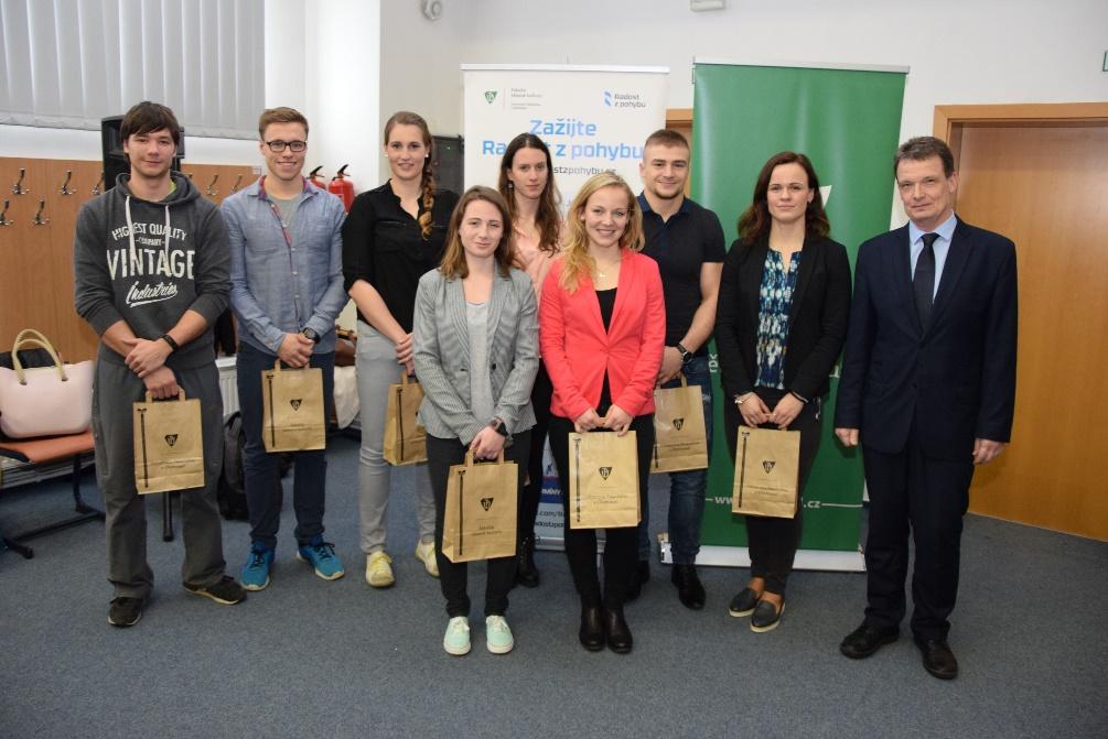 11.4 Cena rektora UP pro nejlepší sportovce z řad studentů UP pro rok 2016 student/studentka (bez titulů) Jana Baranová Veronika Enenkelová Monika Fasnerová Jiří Horký Hana Horvátová Monika Geržová