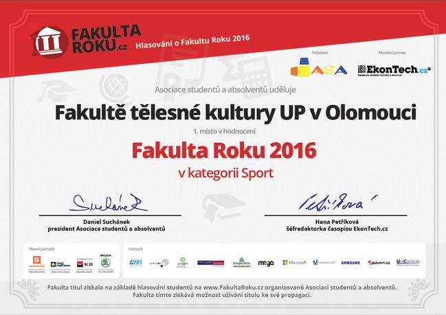 11.6 Další významné počiny studentů fakulty Studentka naší fakulty a zaměstnankyně ekonomického oddělení rektorátu UP Miroslava Plchová zachránila při extrémním závodu život účastníkovi,