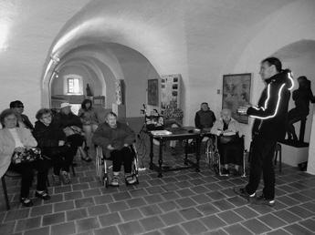Výlet byl naplánován nejen pro naše uživatele z DZR Petrklíč, ale zúčastnili se i obyvatelé z DZR Čtyřlístek, které doprovázela vedoucí ergoterapie paní Radka Vondrášková.