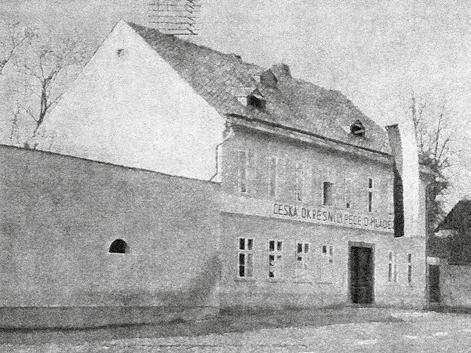 Po drobných půtkách, třenicích a hašteření se situace v nové republice stabilizovala, nakonec se německé obyvatelstvo s novou situací vyrovnalo, koneckonců továrníci chtěli vyrábět, obchodníci