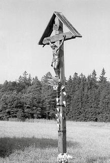 Ve svitavských lesích se odehrálo mnoho ponurých příběhů, nešťastných lásek, loupežnických soubojů, pohanských rejů a magických zázraků.