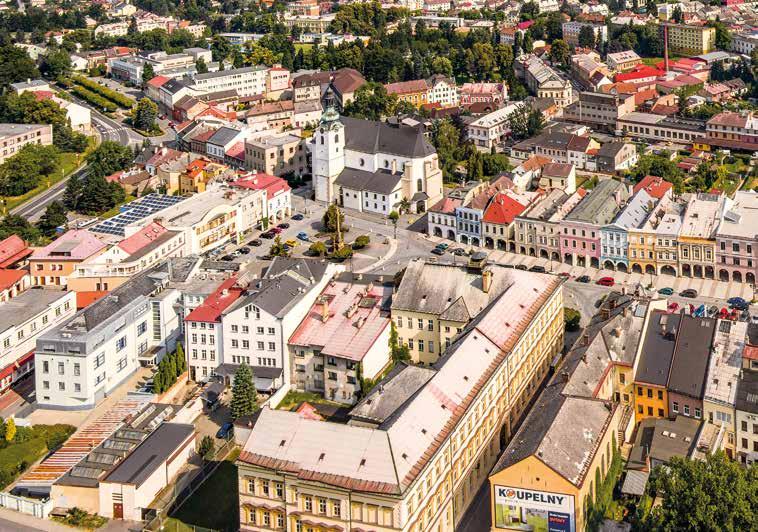PŘÍBĚH PAMÁTEK aneb není okruh jako okruh Labyrint svitavských příběhů pomalu končí. Naše vyprávění směřuje z nudné teorie dat a událostí konečně ven, do ulic města Svitavy.