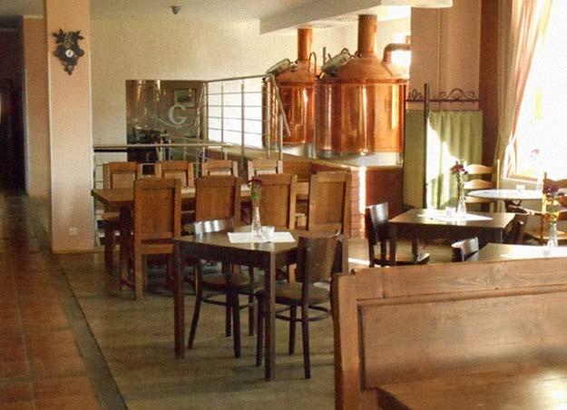PIVOVARSKÁ RESTAURACE GALANT Pivo Galant V Galantu se vaří klasické české pivo typicky českým způsobem rmutování z vody, sladu a výhradně českých a moravských chmelů.