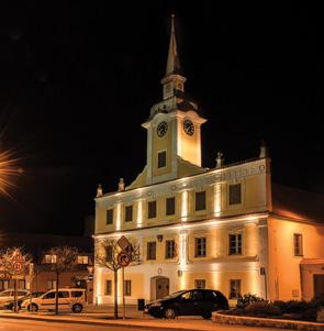 Tvrziště Talíř ve Veselí nad Lužnicí Na břehu Bechyňského potoka blízko jeho zaústění do Lužnice na severním okraji města je pahorek zvaný