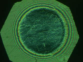 Bylo proto přistoupeno k realizaci experimentů s vysoce rozlišitelnou CCD kamerou JVC a zábleskovým xenonovým zdrojem, které umožnily pozorovat třecí povrchy při vyšších rychlostech.