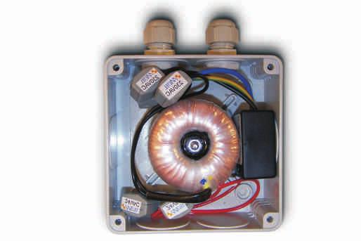 .. 100 VA 230VAC/ Mechanika P55 Rzmìry - š / v / d TRF-10/230-P55: 115x 65 x 140 mm s PG prùchdkami PG9 TRF-20/230-P55: 115x 65 x 140 mm s PG prùchdkami PG9 TRF-100/230-P55: 120x 80 x 190