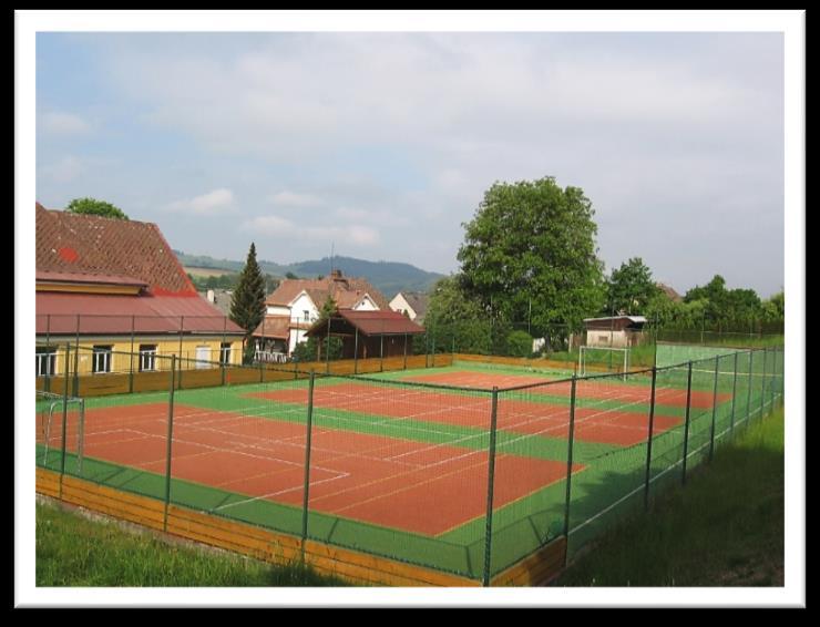 Každoročně se zde konají plesy, zábavy, masopust, dětský maškarní bál, setkání důchodců, schůze, přednášky a hlavně se objekt využívá pro sport.