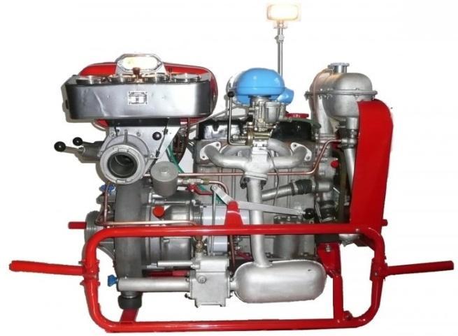Obr. 4-7 Požární stříkačky PPS 12 R [18] Motor Škoda-981 konstrukce K pohonu požární stříkačky PPS 12 R byl dodáván motor