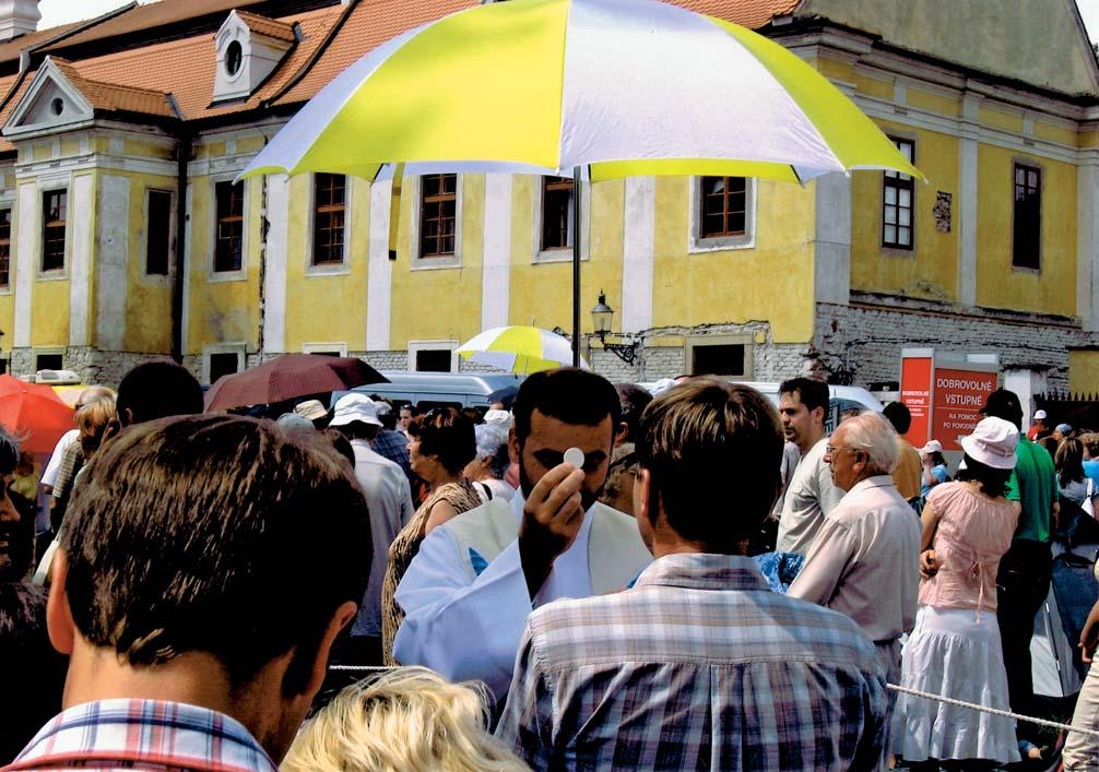 KATEGORIE FOTOGRAFICKÁ REPORTÁŽ Autor: Zuzana Malá Žánrová kategorie: