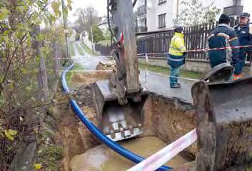 Výstavba vodovodního řadu Luka pod Medníkem, zprávy z radnice čtěte na stranách 3 až 5.