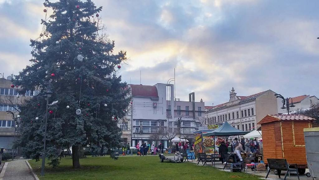 Zahraje soubor Poezie z Mladé Boleslavi. Pořadatel: Bazilišek benátský BENÁTECKÝ ADVENT 2017 I tentokrát se Benátecký advent 2017 vydařil.
