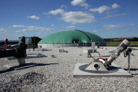 Proto se zvyšuje význam obnovitelných zdrojů energie ve kterých biomasa představuje velmi důležitou část pro výrobu tepla, plynu, elektřiny i paliv a je využitelná v podstatě beze zbytku.