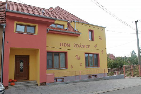 Dům dětí a mládeže Ždánice Sokolská