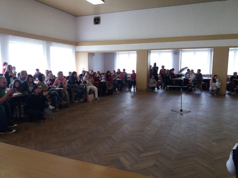 Největší sousto nás ale čeká o víkendu následujícím po srazu rodáků, tedy v sobotu 16. září, kdy zahájíme rekonstrukci WC v kulturním domě v Kališti.