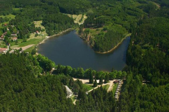 5. Tip na výlet toulky Českou Kanadou Česká Kanada je přírodní park s atmosférou severoamerické divočiny.