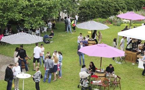 TÝDEN FRANCIE 2017 TÝDEN FRANCIE, UNE SEMAINE RICHE EN CULTURE ET EN GASTRONOMIE TÝDEN FRANCIE, TÝDEN PLNÝ KULTURY A GASTRONOMIE FOTO: AMBASSADE DE FRANCE FOTO: WIKIPEDIA En cette année 2017, la