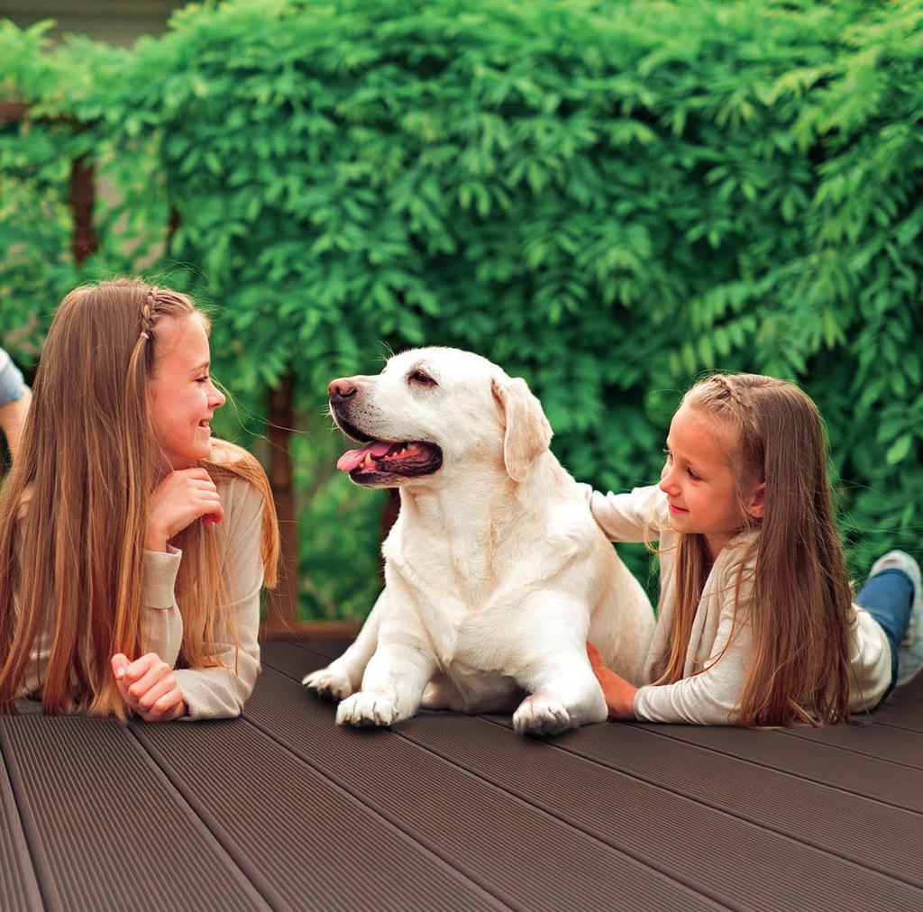 HARMONIE VE VAŠÍ ZAHRADĚ Terrace Naše klasika: Terrace.