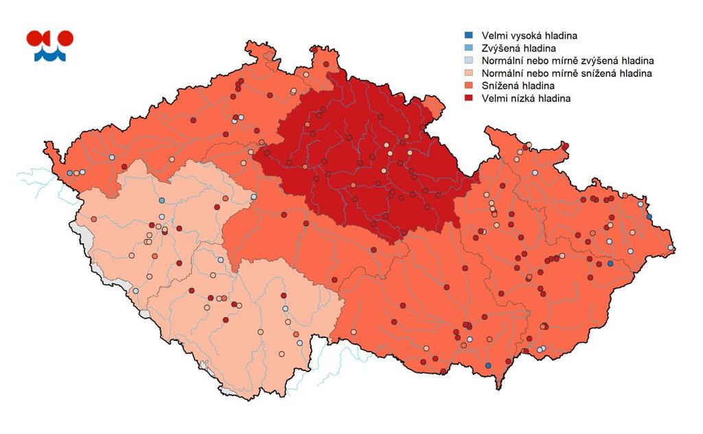 Tabulka: Stav hladiny v mělkých vrtech hodnocený dle pravděpodobnosti překročení v % objektů Povodí velmi nízká hladina snížená hladina hladina okolo normálu nebo mírně snížená hladina okolo normálu