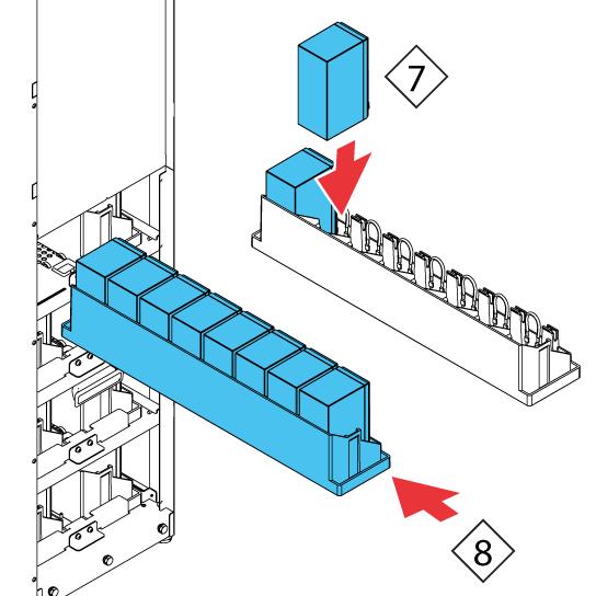 2. Na desku nainstalujte vhodné kabelové průchodky. 3. Průchodkami protáhněte kabely. 4. Kabely připojte k příslušným svorkám (viz obrázek 10 a obrázek 11 ). 5.