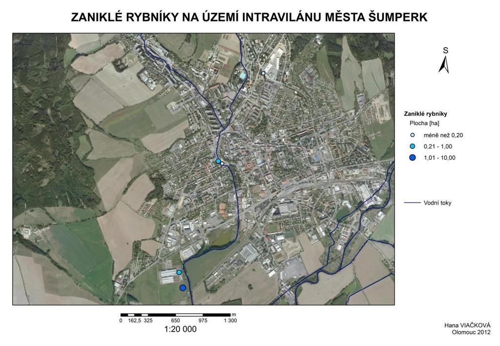 pěti rybníků. Šestý rybník v této části se nacházel mezi ulicemi Janíčkova a Česká čtvrť.