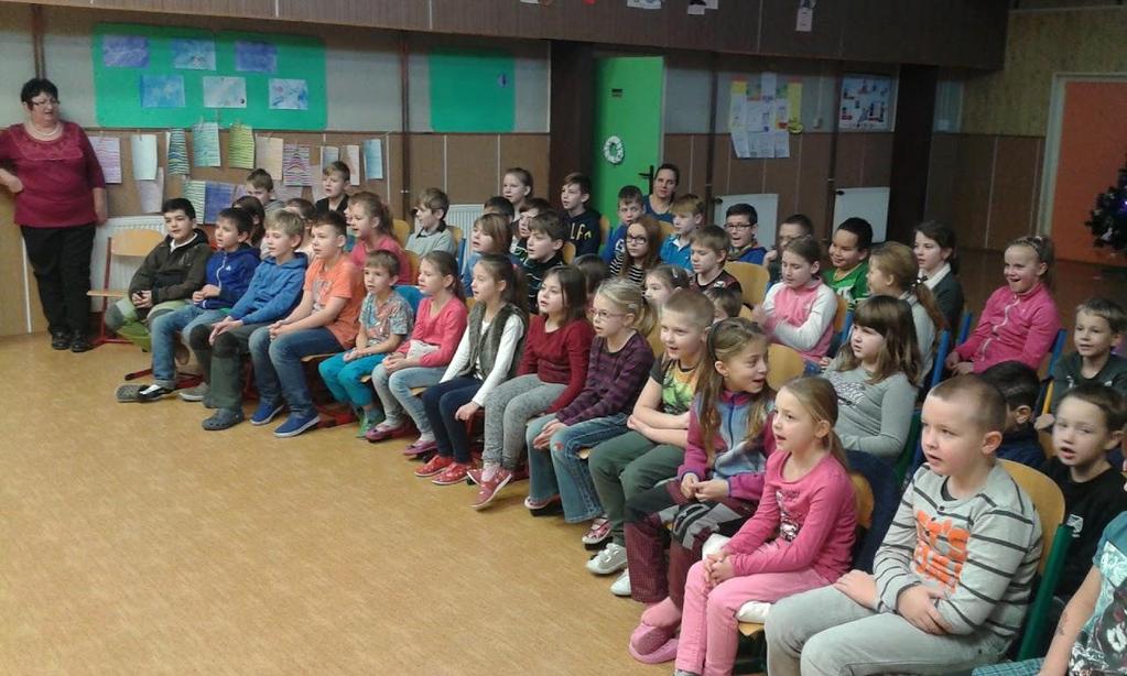 Sportovní zprávy Žáci naší školy se velmi aktivně účastní různých sportovních akcí. Zde vám nabízíme malý přehled : 30.11.