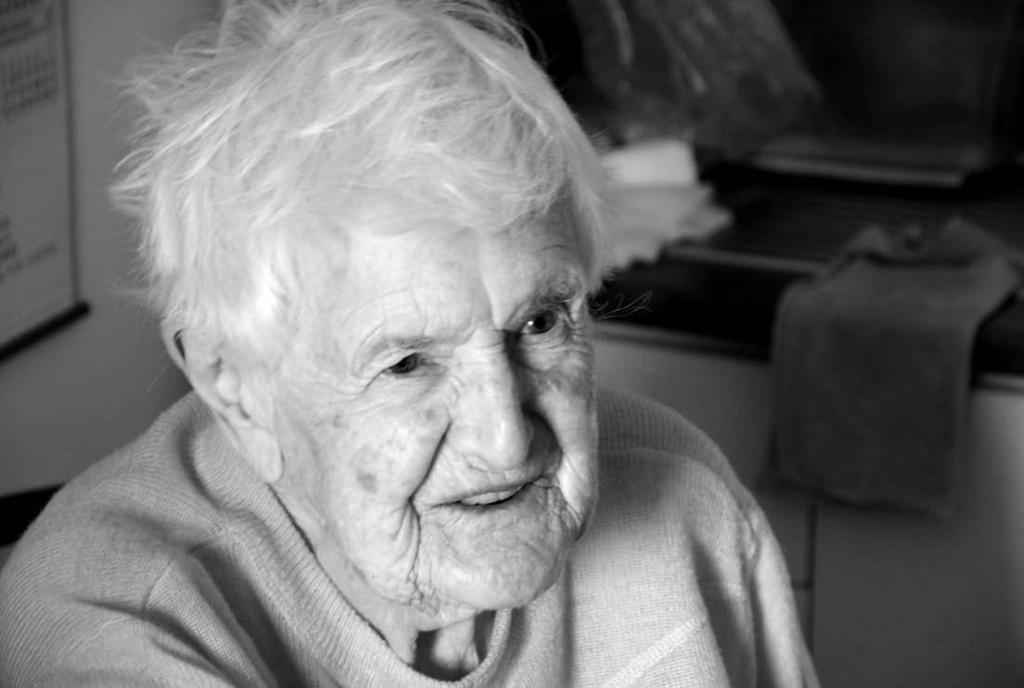 JEWS NEWS Dora Pešková: Hitler do ČSR vysílal své agenty, aby poštval Němce proti Čechům www.lauderky.cz Představila byste se krátce našim čtenářům?
