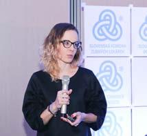 Barbore Ďurčanové a kongres kontroluje zpovzdálí. V nenápadném, ale o to důležitějším organizačním zázemí zkušeně diriguje svůj tým Sekretariátu SKZL jeho ředitelka Mgr.