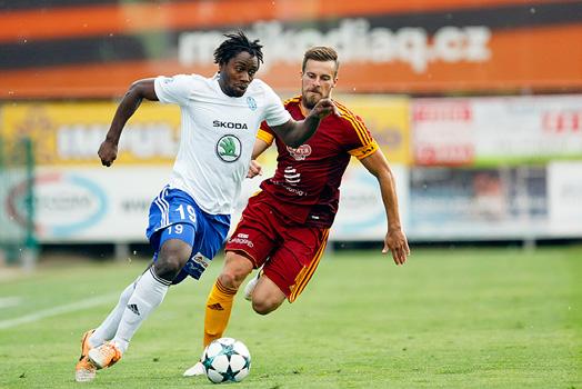 30 HET LIGA ZAUJALO MĚ BORIS KOČÍ Tentokrát jsem na žádné ligové utkání záměrně nešel, protože v předposledním kole měla stejný sobotní začátek.