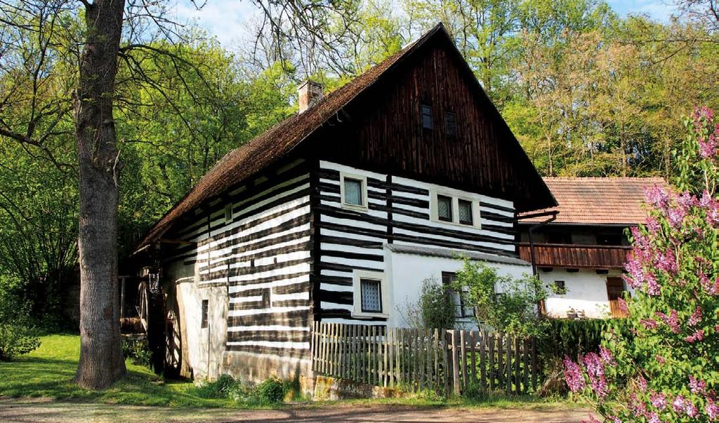 likérky Bousov říjen -