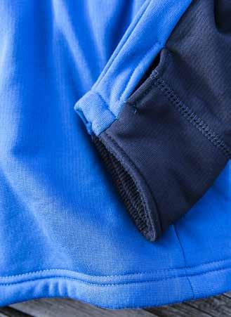 FLEECE Advanced Advanced Mikrofleece s hladkou vnější stranou Perfektní oděv pro druhou vrstvu 331 Mikrofleece s hladkou vnější stranou Perfektní oděv pro druhou vrstvu 531 531 941 941 Fleecová bunda
