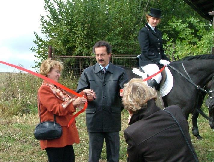 Trasa B - Dolní Třešňovec - Mariánská hora - Jakubovice - Ostrov - Lanškroun - Dolní Třešňovec - značení - zelená barva - celková délka 22,4 km Středně obtížná okružní trasa vedoucí více členitou