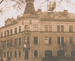 PTC Praha; náklad: 2 700