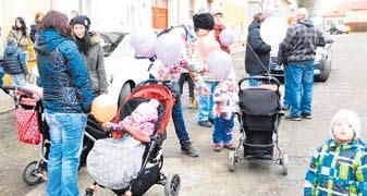 Monharta v mariáši - yznavači této karetní hry se sejdou v sobotu 14. ledna od 13 hodin v sále DK Hrádek. Popletená pohádka - neděli 22.