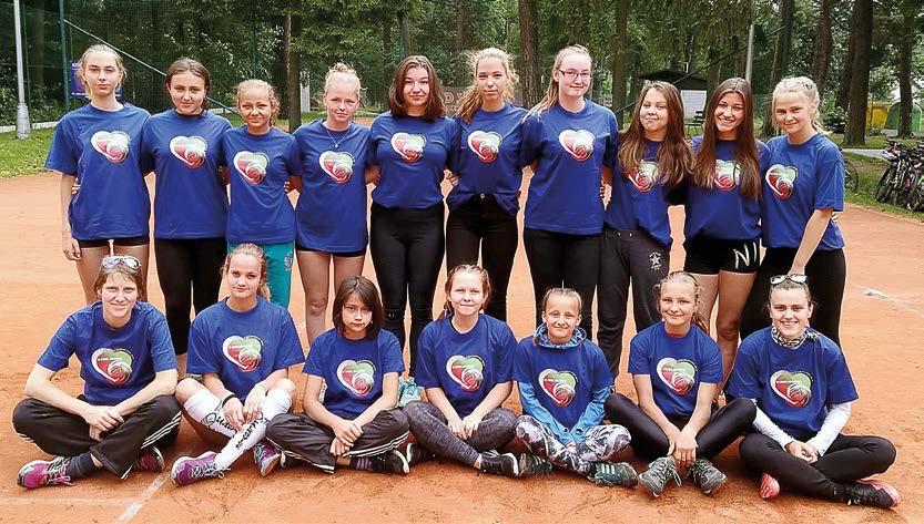 Volejbalové soustředění žaček a kadetek Ve dnech 10. - 14. července se uskutečnilo volejbalové soustředění žaček a kadetek TJ Sokol Palkovice.