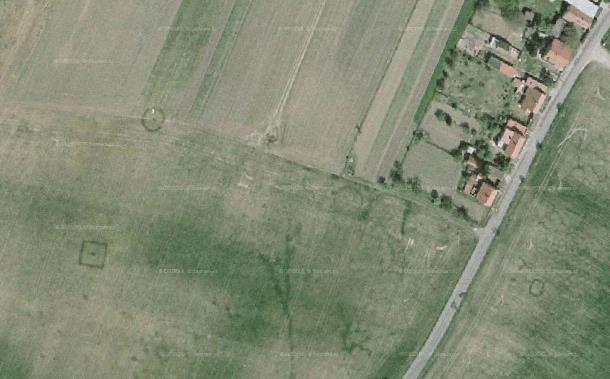 Obrázek 18: archeologická lokalita, Černouček, mapy.