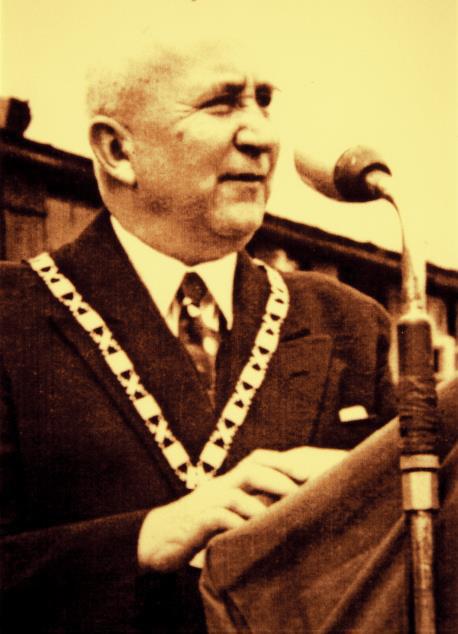 Prof. MUDr. Václav Vejdovský DrSc. * 15. 2. 1Řř6, 26. ř.