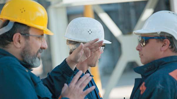 Petrochemická výroba Maloobchod s motorovými palivy Našim zákazníkům budeme vždy nabízet produkty a služby nejvyšší kvality.