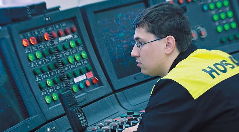 Tato cena, společně s cenami ropných derivátů, je určujícím faktorem rafinérské marže. Podobně vývoj marží petrochemických produktů je vázán na komoditní trhy.
