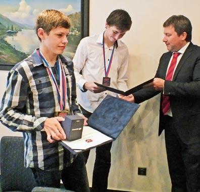 Stal se mistrem Evropy v soutěži jednotlivců, ve čtyřhře a v družstvech, stříbrnou medaili získal ve smíšené čtyřhře.
