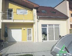 Strana č 8 MORAVSKÉ REALITY červenec INZERT EXPRES Mladý, pracující pár (nekuřáci) hledá pronájem alespoň částečně zařízeného bytu 1+1 nebo 2+kk v Brně (lednice, pračka atd) Cena do 8 500 Kč včetně