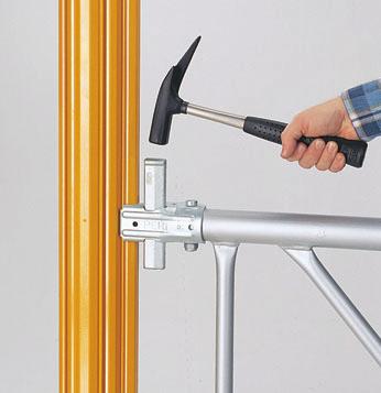 Stojky MULTIPROP spojené rámy do podpěrných věží nebo stropních stolů jsou ideální podpěrou.