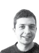 najrozmanitejších strašidelných grimás a póz, ktorými sa ich snaží vyduriť zo svojho výsostného územia. K najväčším ochotníckym talentom spomedzi operencov patrí bezpochyby práve krutohlav hnedý.