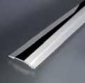 PŘECHODOVÉ PROFILY Přechodový profil samolepící 100 6,5 mm NOVINKA Samolepící ový profil se používá na plynulý přechod mezi podlahovými materiály s minimálním výškovým rozdílem.